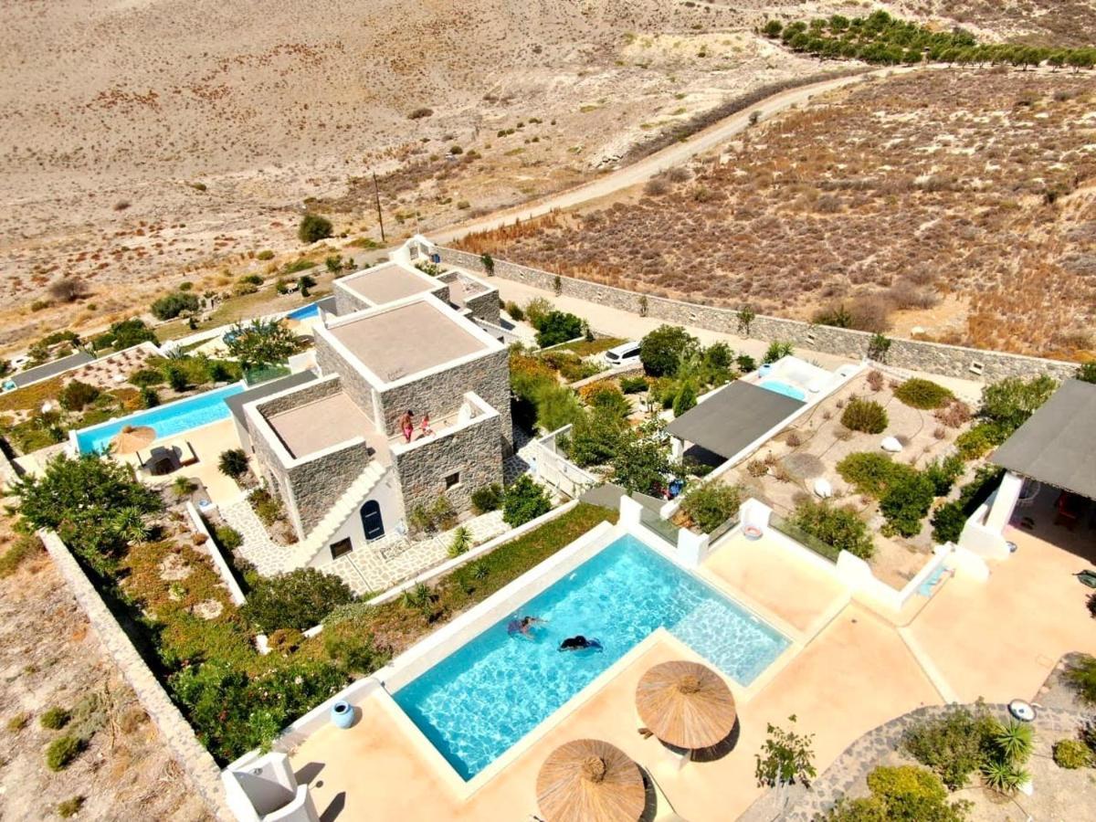 Stelani Villas & Suites Каламаки Екстериор снимка