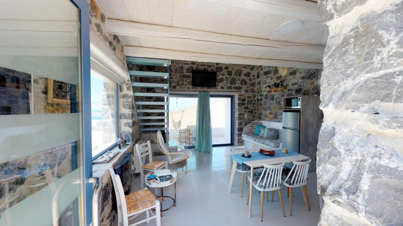 Stelani Villas & Suites Каламаки Екстериор снимка